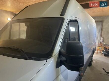 Ивеко 35С13 2013 в Новоднестровск на Automoto.ua Белый Ивеко 35С13, объемом двигателя 2.29 л и пробегом 190 тыс. км за 12000 $, фото 1 на Automoto.ua