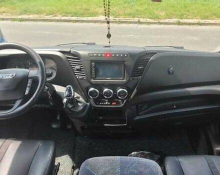 Ивеко 35С13, объемом двигателя 3 л и пробегом 457 тыс. км за 27500 $, фото 4 на Automoto.ua