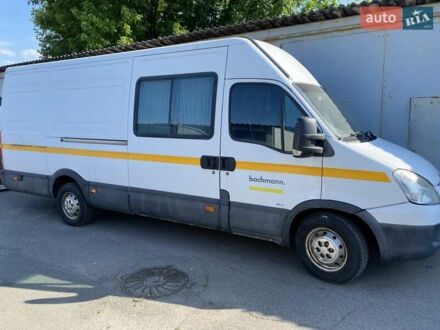 Ивеко 35С13 2009 в Киеве на Automoto.ua Ивеко 35С13, объемом двигателя 2.3 л и пробегом 400 тыс. км за 12500 $, фото 1 на Automoto.ua
