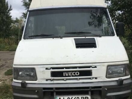Івеко Дейлі 4x4 2001 у Києві на Automoto.ua Білий Івеко Дейлі 4x4, об'ємом двигуна 2.8 л та пробігом 400 тис. км за 2000 $, фото 1 на Automoto.ua