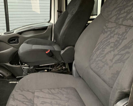 Білий Івеко Дейлі, об'ємом двигуна 2.29 л та пробігом 240 тис. км за 15500 $, фото 5 на Automoto.ua