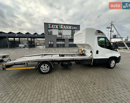 Ивеко Дейли 2015 в Луцке на Automoto.ua Белый Ивеко Дейли, объемом двигателя 3 л и пробегом 370 тыс. км за 30500 $, фото 5 на Automoto.ua