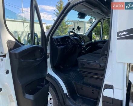 Белый Ивеко Дейли, объемом двигателя 3 л и пробегом 389 тыс. км за 21900 $, фото 9 на Automoto.ua