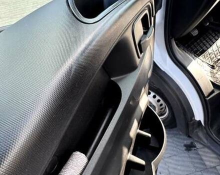 Білий Івеко Дейлі, об'ємом двигуна 3 л та пробігом 395 тис. км за 19500 $, фото 12 на Automoto.ua