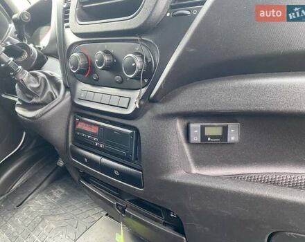 Белый Ивеко Дейли, объемом двигателя 3 л и пробегом 395 тыс. км за 18900 $, фото 9 на Automoto.ua