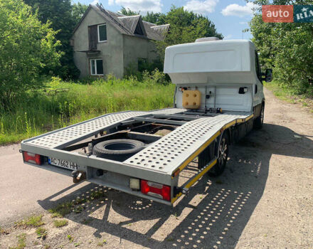 Белый Ивеко Дейли, объемом двигателя 3 л и пробегом 429 тыс. км за 26000 $, фото 5 на Automoto.ua