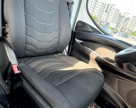 Білий Івеко Дейлі, об'ємом двигуна 3 л та пробігом 395 тис. км за 19500 $, фото 15 на Automoto.ua