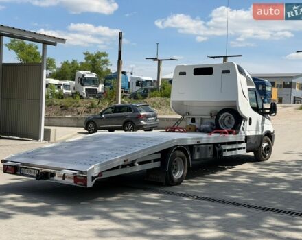 Белый Ивеко Дейли, объемом двигателя 3 л и пробегом 330 тыс. км за 36000 $, фото 1 на Automoto.ua