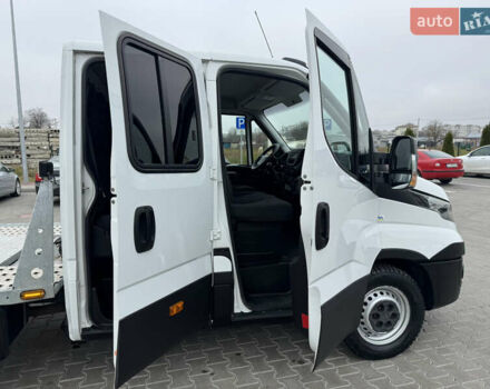 Белый Ивеко Дейли, объемом двигателя 3 л и пробегом 340 тыс. км за 29950 $, фото 9 на Automoto.ua