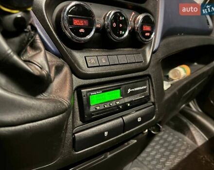 Білий Івеко Дейлі, об'ємом двигуна 2.29 л та пробігом 341 тис. км за 32000 $, фото 12 на Automoto.ua