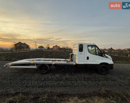 Белый Ивеко Дейли, объемом двигателя 3 л и пробегом 541 тыс. км за 32500 $, фото 6 на Automoto.ua