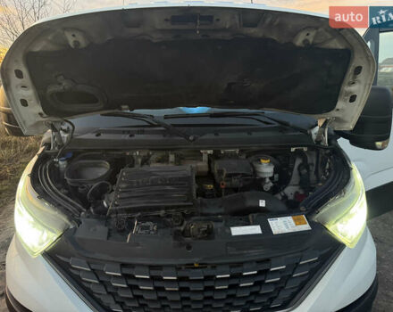 Белый Ивеко Дейли, объемом двигателя 3 л и пробегом 541 тыс. км за 32500 $, фото 17 на Automoto.ua