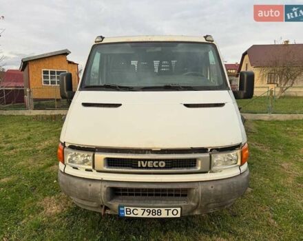 Белый Ивеко Дейли, объемом двигателя 2.8 л и пробегом 200 тыс. км за 9500 $, фото 2 на Automoto.ua