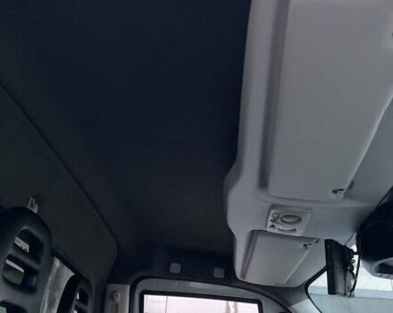 Белый Ивеко Дейли, объемом двигателя 30 л и пробегом 183 тыс. км за 21000 $, фото 2 на Automoto.ua