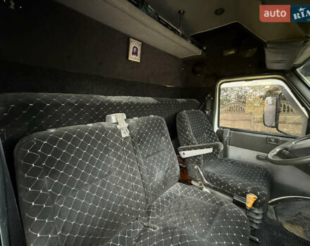 Белый Ивеко Дейли, объемом двигателя 2.8 л и пробегом 500 тыс. км за 7850 $, фото 11 на Automoto.ua