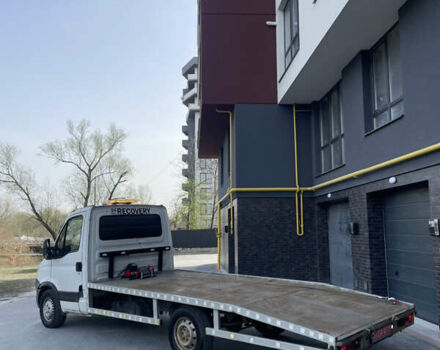 Белый Ивеко Дейли, объемом двигателя 2.3 л и пробегом 350 тыс. км за 11700 $, фото 9 на Automoto.ua