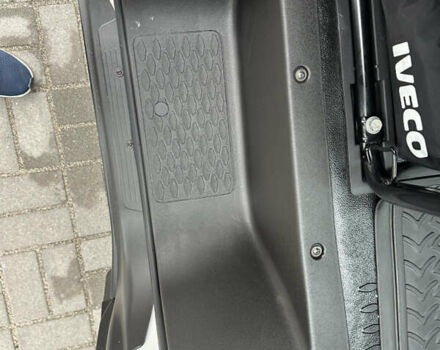 Белый Ивеко Дейли, объемом двигателя 3 л и пробегом 248 тыс. км за 35000 $, фото 79 на Automoto.ua