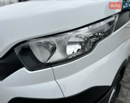 Белый Ивеко Дейли, объемом двигателя 3 л и пробегом 248 тыс. км за 35000 $, фото 6 на Automoto.ua
