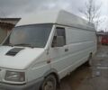 Белый Ивеко Дейли, объемом двигателя 2.8 л и пробегом 300 тыс. км за 3300 $, фото 1 на Automoto.ua