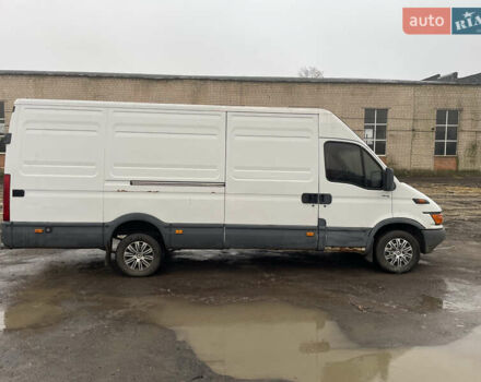 Белый Ивеко Дейли, объемом двигателя 2.8 л и пробегом 706 тыс. км за 2500 $, фото 5 на Automoto.ua