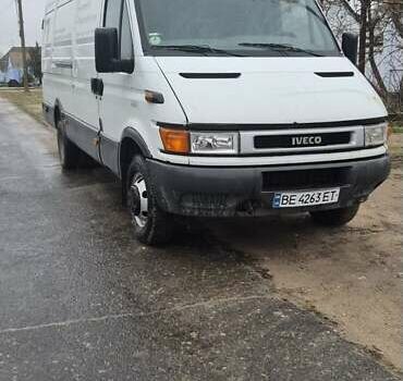 Белый Ивеко Дейли, объемом двигателя 2.8 л и пробегом 385 тыс. км за 5300 $, фото 4 на Automoto.ua