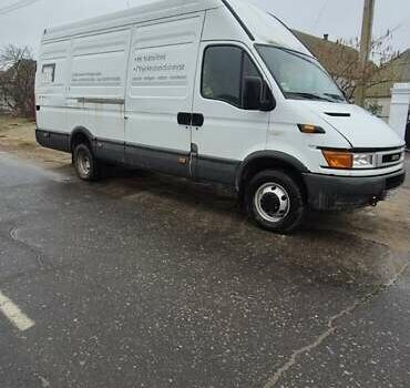 Белый Ивеко Дейли, объемом двигателя 2.8 л и пробегом 385 тыс. км за 5300 $, фото 2 на Automoto.ua