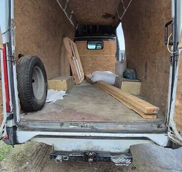 Белый Ивеко Дейли, объемом двигателя 2.8 л и пробегом 385 тыс. км за 5300 $, фото 9 на Automoto.ua