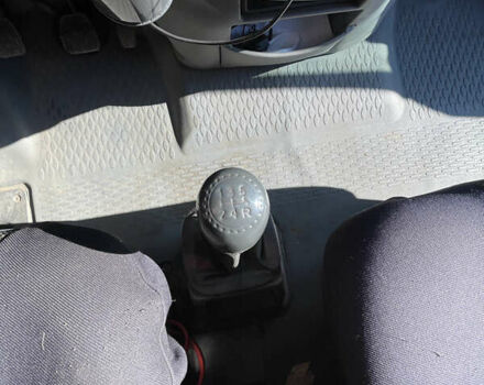 Белый Ивеко Дейли, объемом двигателя 2.29 л и пробегом 400 тыс. км за 6000 $, фото 13 на Automoto.ua