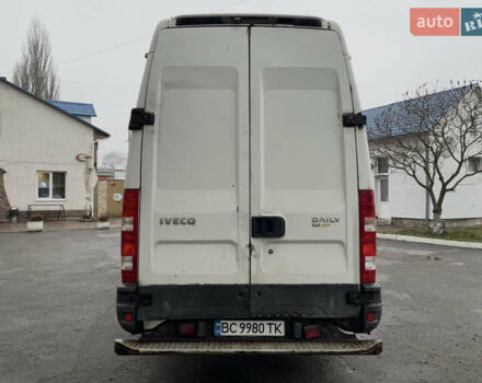 Белый Ивеко Дейли, объемом двигателя 3 л и пробегом 250 тыс. км за 11500 $, фото 2 на Automoto.ua