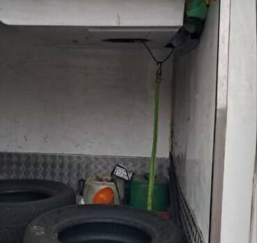 Білий Івеко Дейлі, об'ємом двигуна 2.3 л та пробігом 289 тис. км за 8000 $, фото 5 на Automoto.ua