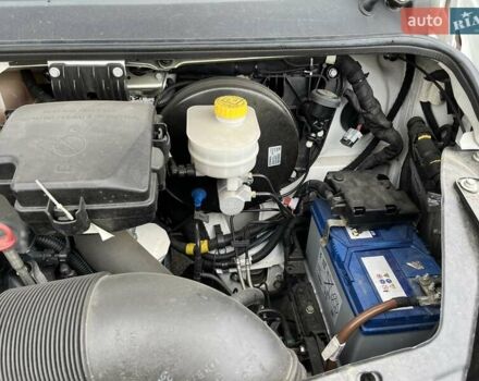 Белый Ивеко Дейли, объемом двигателя 3 л и пробегом 123 тыс. км за 23500 $, фото 57 на Automoto.ua