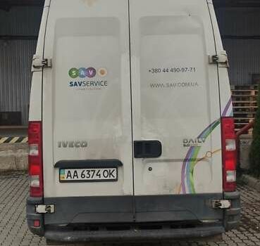 Білий Івеко Дейлі, об'ємом двигуна 3 л та пробігом 324 тис. км за 11000 $, фото 4 на Automoto.ua