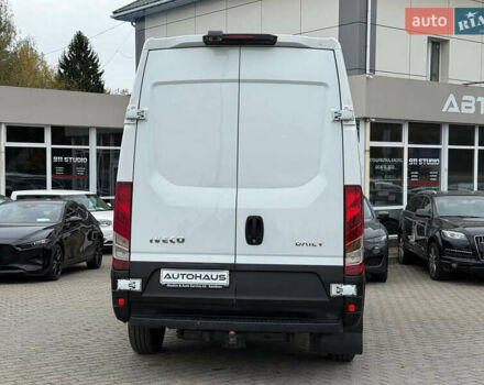 Белый Ивеко Дейли, объемом двигателя 2.29 л и пробегом 253 тыс. км за 12900 $, фото 6 на Automoto.ua