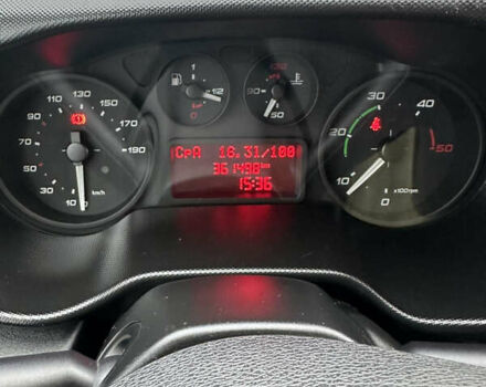 Белый Ивеко Дейли, объемом двигателя 3 л и пробегом 362 тыс. км за 22500 $, фото 16 на Automoto.ua