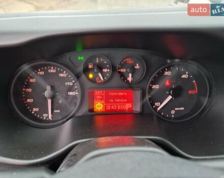 Белый Ивеко Дейли, объемом двигателя 3 л и пробегом 209 тыс. км за 31650 $, фото 7 на Automoto.ua