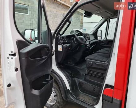 Белый Ивеко Дейли, объемом двигателя 3 л и пробегом 209 тыс. км за 31650 $, фото 8 на Automoto.ua