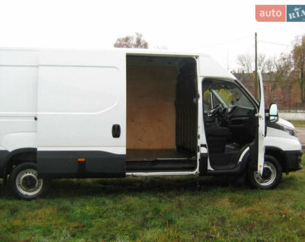 Білий Івеко Дейлі, об'ємом двигуна 2.29 л та пробігом 380 тис. км за 18900 $, фото 12 на Automoto.ua