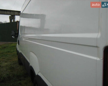 Білий Івеко Дейлі, об'ємом двигуна 2.29 л та пробігом 380 тис. км за 18900 $, фото 5 на Automoto.ua