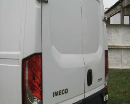 Білий Івеко Дейлі, об'ємом двигуна 2.29 л та пробігом 380 тис. км за 18900 $, фото 31 на Automoto.ua