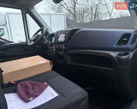 Білий Івеко Дейлі, об'ємом двигуна 3 л та пробігом 180 тис. км за 23999 $, фото 8 на Automoto.ua