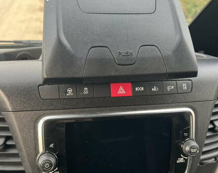 Білий Івеко Дейлі, об'ємом двигуна 0 л та пробігом 130 тис. км за 32653 $, фото 24 на Automoto.ua