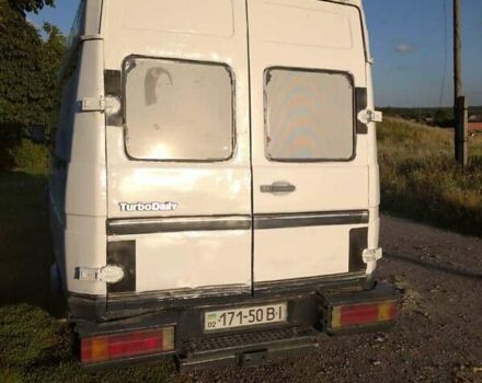 Белый Ивеко Дейли, объемом двигателя 2.8 л и пробегом 150 тыс. км за 3200 $, фото 11 на Automoto.ua