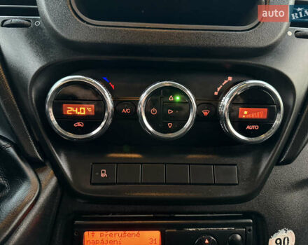 Белый Ивеко Дейли, объемом двигателя 3 л и пробегом 231 тыс. км за 30400 $, фото 28 на Automoto.ua