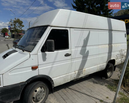 Білий Івеко Дейлі, об'ємом двигуна 2.5 л та пробігом 98 тис. км за 3500 $, фото 1 на Automoto.ua