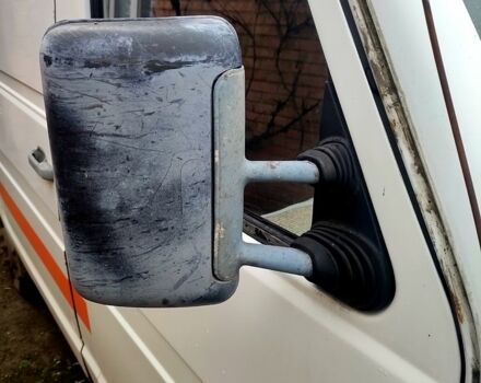 Белый Ивеко Дейли, объемом двигателя 2.4 л и пробегом 250 тыс. км за 1400 $, фото 6 на Automoto.ua