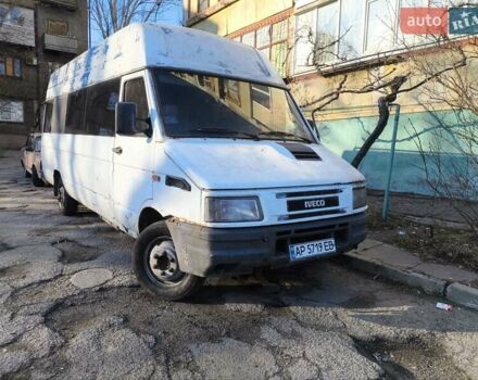 Белый Ивеко Дейли, объемом двигателя 2.8 л и пробегом 255 тыс. км за 1999 $, фото 5 на Automoto.ua