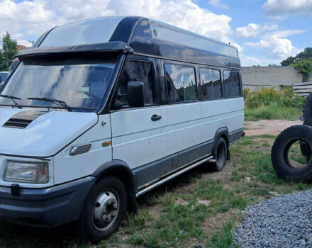 Белый Ивеко Дейли, объемом двигателя 2.8 л и пробегом 1000 тыс. км за 4000 $, фото 3 на Automoto.ua