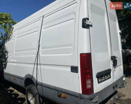 Белый Ивеко Дейли, объемом двигателя 2.8 л и пробегом 256 тыс. км за 4499 $, фото 7 на Automoto.ua