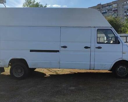 Белый Ивеко Дейли, объемом двигателя 2.8 л и пробегом 678 тыс. км за 3200 $, фото 3 на Automoto.ua