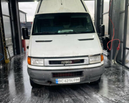 Белый Ивеко Дейли, объемом двигателя 2.8 л и пробегом 400 тыс. км за 3200 $, фото 1 на Automoto.ua